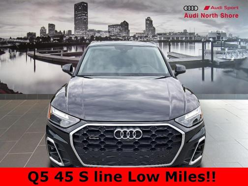 2022 Audi Q5 45 S line Premium Plus