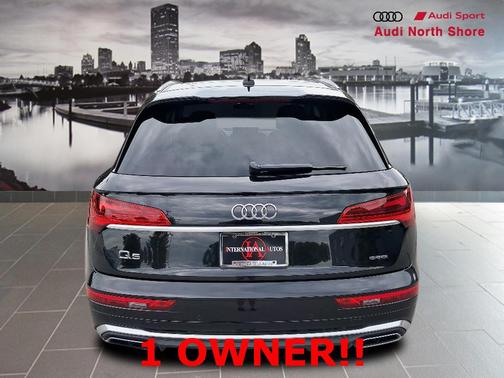 2022 Audi Q5 45 S line Premium Plus