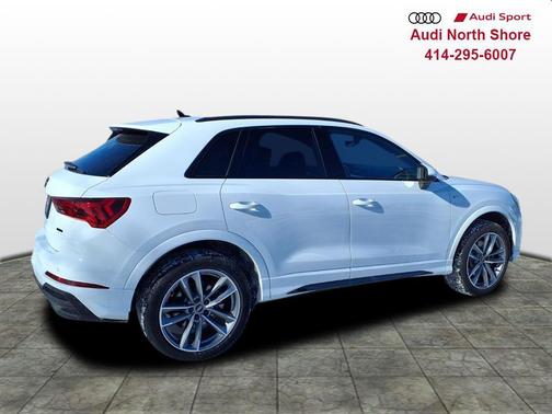 2025 Audi Q3 Premium 45 TFSI S line quattro Tiptronic