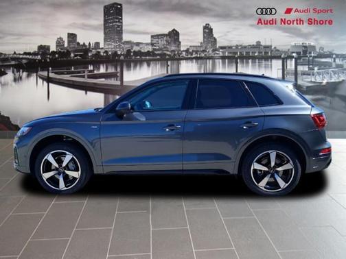 2023 Audi Q5 45 S line Prestige