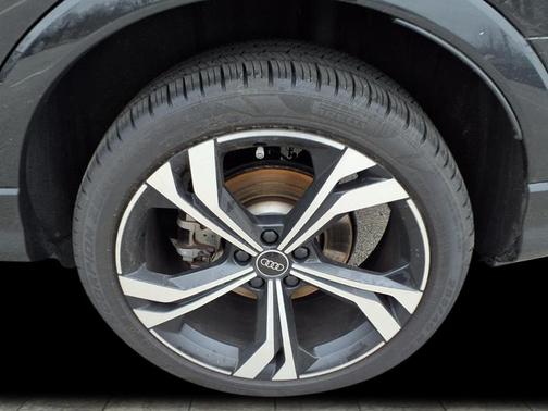 2023 Audi Q3 45 S line Premium Plus