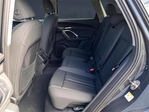 2025 Audi Q5 Premium