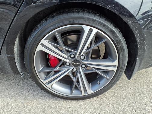 2024 Genesis G70 2.5T AWD