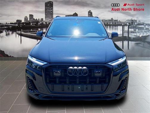 2025 Audi Q7 55 Premium Plus