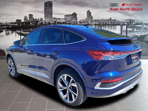 2023 Audi Q4 e-tron Premium Plus 50 quattro