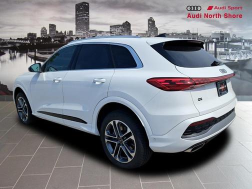 2025 Audi Q5 Premium Plus