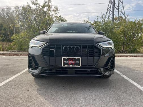 2025 Audi Q3 Premium 45 TFSI S line quattro Tiptronic