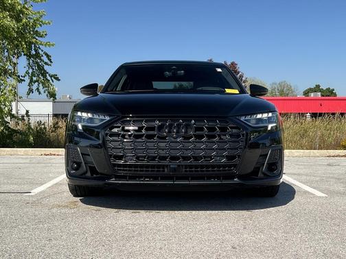 2023 Audi A8 L 55 TFSI quattro Tiptronic