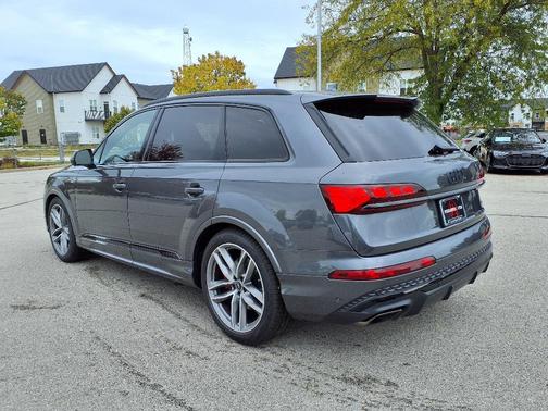 2026 Audi Q7 55 Prestige