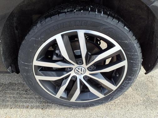 2017 Volkswagen Golf TSI SE 4-Door