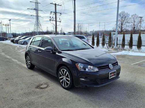 2017 Volkswagen Golf TSI SE 4-Door
