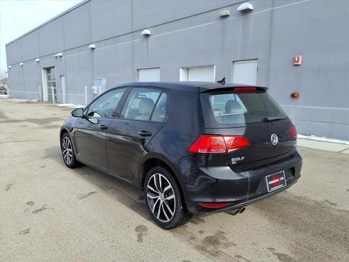 2017 Volkswagen Golf TSI SE 4-Door