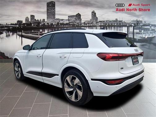 2025 Audi Q6 e-tron Prestige quattro