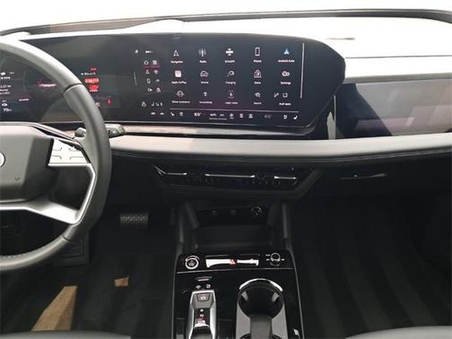 2025 Audi Q6 e-tron Prestige quattro