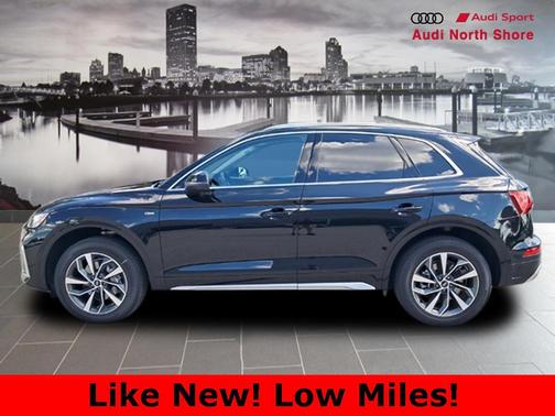 2022 Audi Q5 45 S line Premium Plus