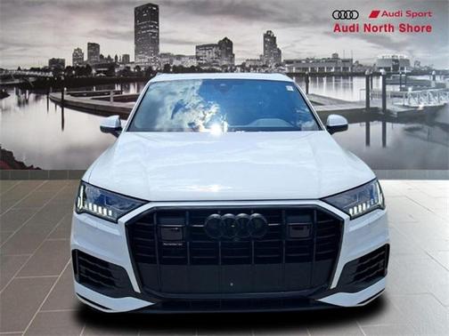 2023 Audi Q7 55 Premium Plus