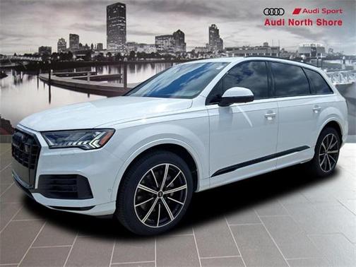2023 Audi Q7 55 Premium Plus