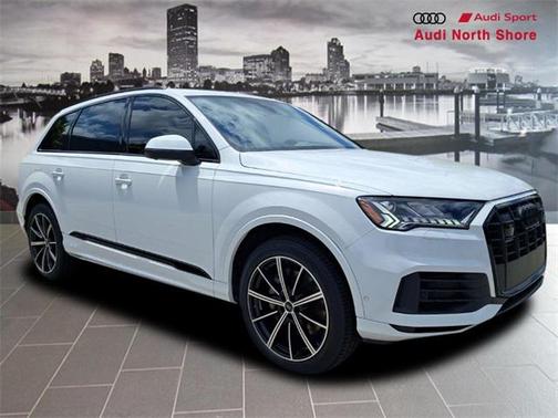 2023 Audi Q7 55 Premium Plus