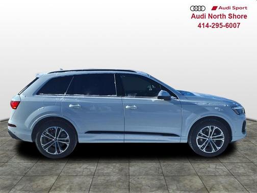 2026 Audi Q7 45 Premium