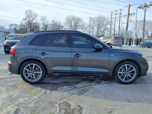 2023 Audi Q5 e 55 S line Premium Plus