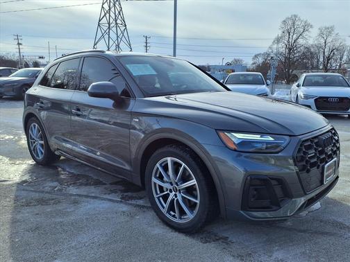 2023 Audi Q5 e 55 S line Premium Plus