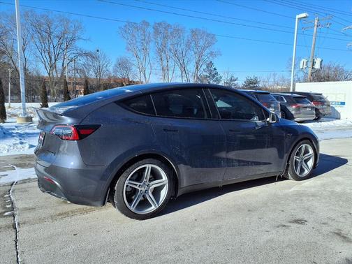 2023 Tesla Model Y Long Range Dual Motor All-Wheel Drive