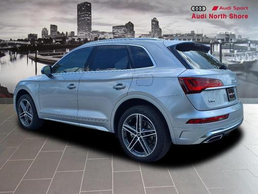 2024 Audi Q5 e 55 S line Premium Plus