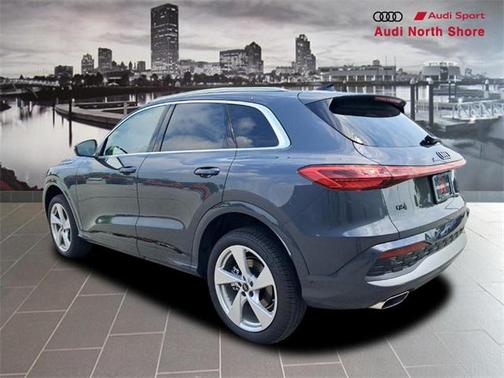 2025 Audi Q5 Premium Plus