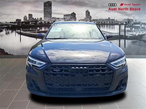 2022 Audi A8 L 55 TFSI quattro Tiptronic