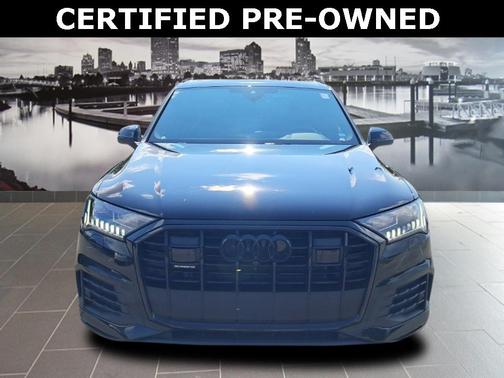 2023 Audi Q7 45 Premium Plus
