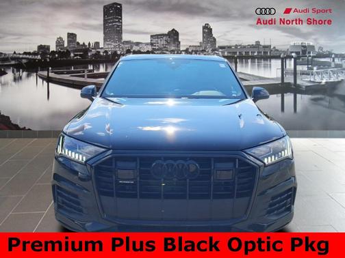 2023 Audi Q7 45 Premium Plus