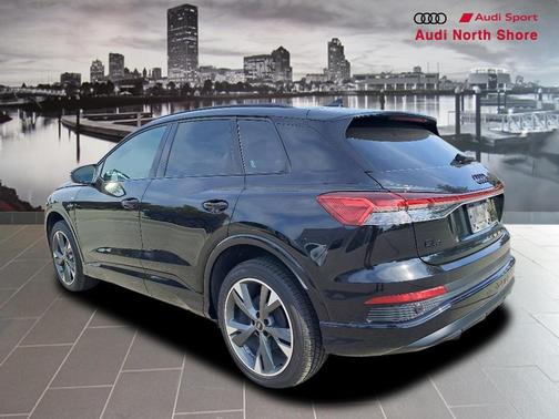 2023 Audi Q4 e-tron Premium 50 quattro