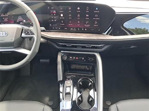 2025 Audi Q5 Premium