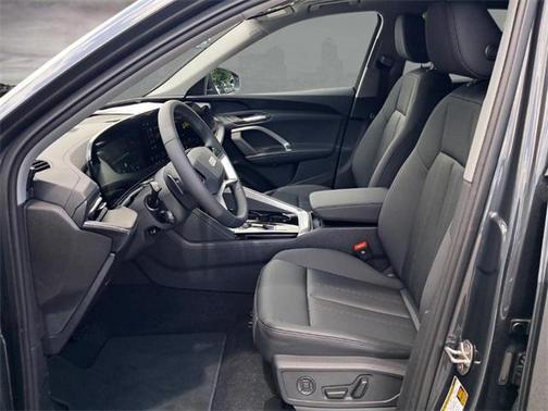 2025 Audi Q5 Premium