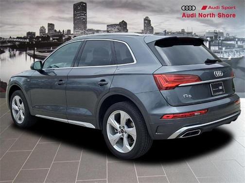 2024 Audi Q5 45 S line Premium Plus
