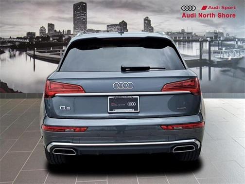 2024 Audi Q5 45 S line Premium Plus