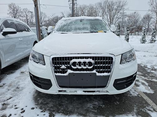 2012 Audi Q5 2.0T Premium Plus
