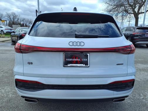 White 2025 Audi Q5 Premium Plus TFSI quattro S tronic