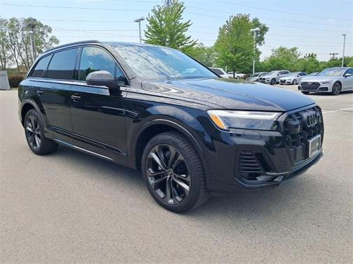 2025 Audi Q7 55 Premium Plus