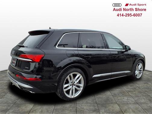 2025 Audi Q7 55 Premium Plus