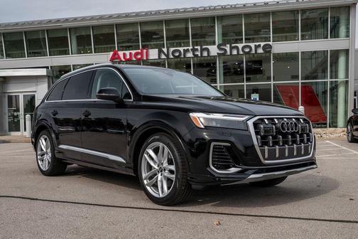 2025 Audi Q7 55 Premium Plus