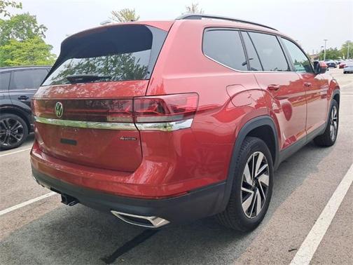 2024 Volkswagen Atlas 2.0T SE w/Technology 4MOTION
