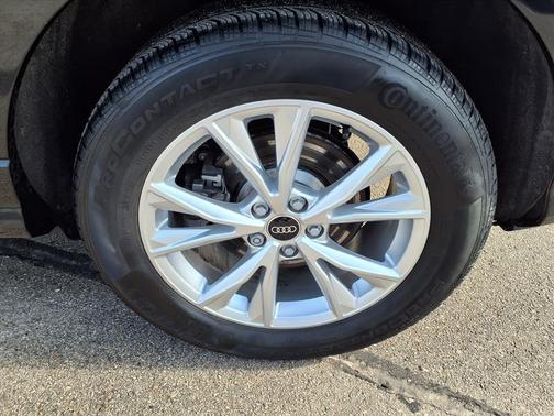 2024 Audi Q3 45 S line Premium Plus