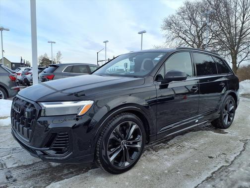 2026 Audi Q7 55 Premium Plus