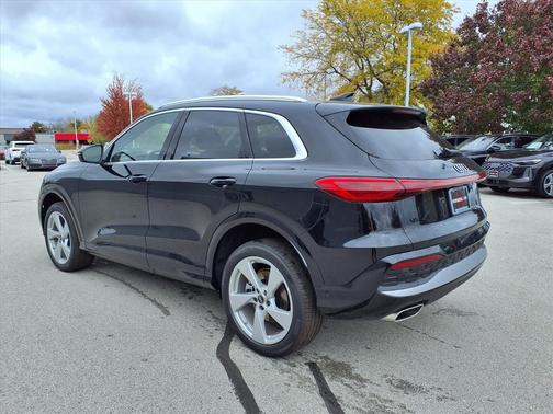 2025 Audi Q5 Premium Plus TFSI quattro S tronic