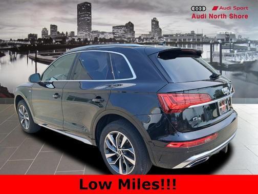 2023 Audi Q5 45 S line Premium Plus