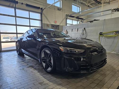 2023 Audi RS e-tron GT quattro