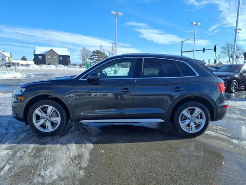 2019 Audi Q5 2.0T Premium Plus