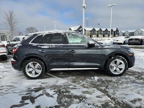 2019 Audi Q5 2.0T Premium Plus