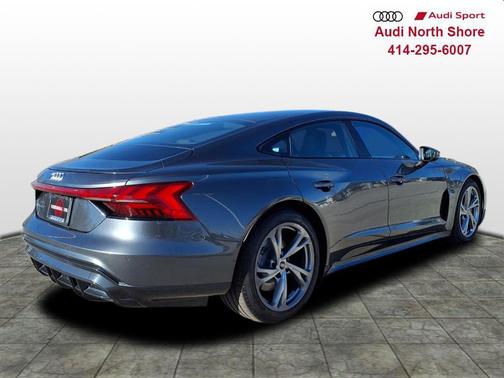 2023 Audi e-tron GT Premium Plus quattro